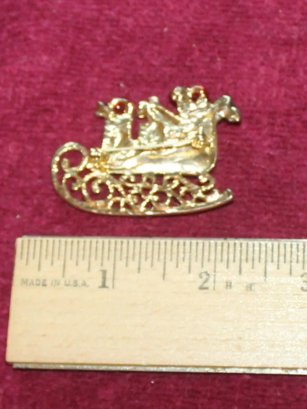 Vintage christmas brooch